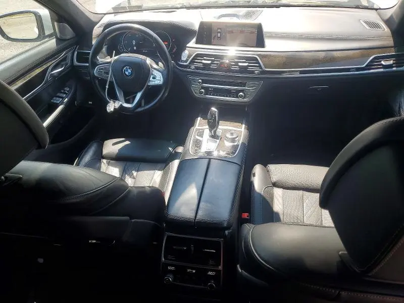 2016 BMW 750 XI  