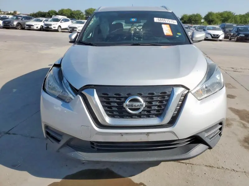 2018 NISSAN KICKS S  