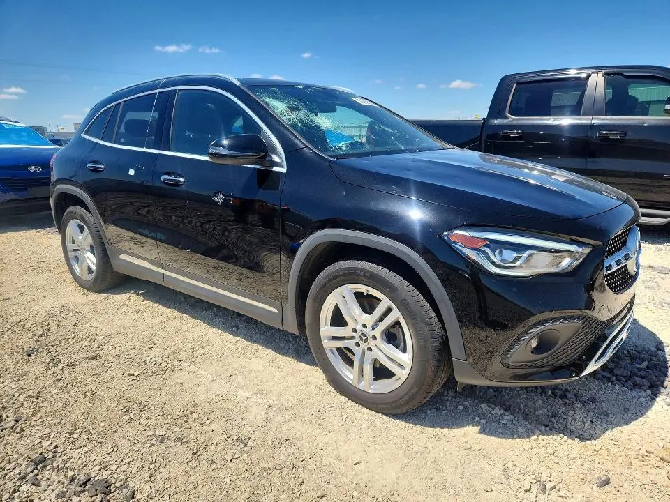 2021 MERCEDES-BENZ GLA 250 4MATIC  