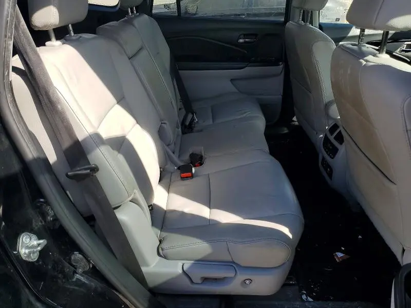 2017 HONDA PILOT TOURING  