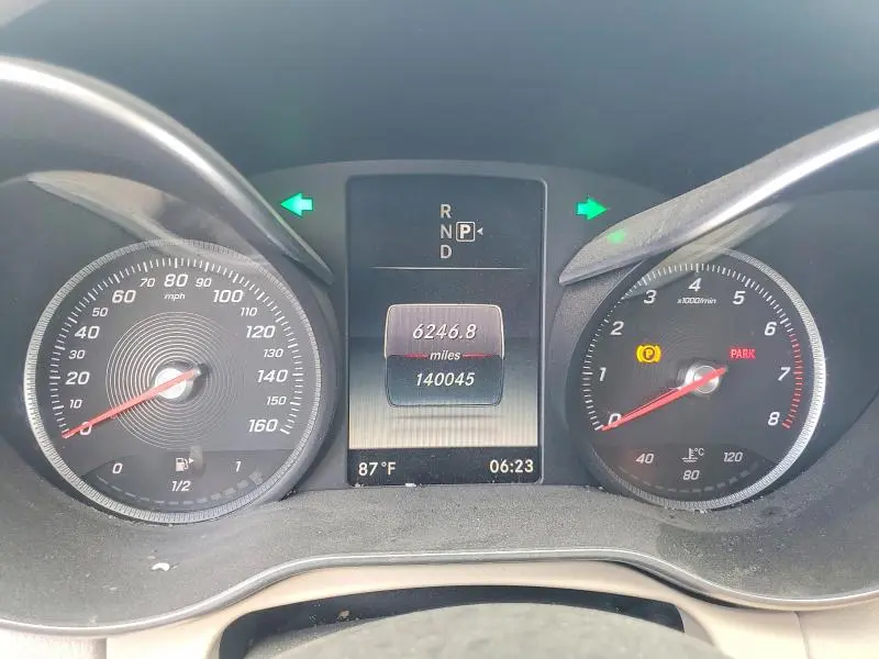 2015 MERCEDES-BENZ C 300  