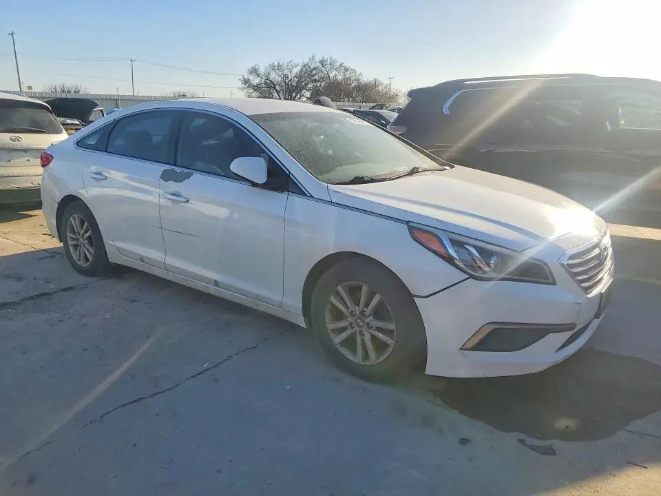 2016 HYUNDAI SONATA SE  