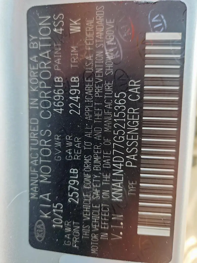 2016 KIA CADENZA LUXURY  