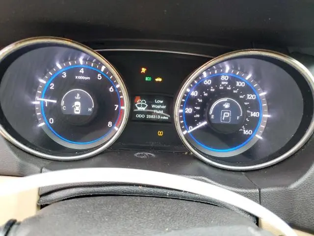 2012 HYUNDAI SONATA GLS