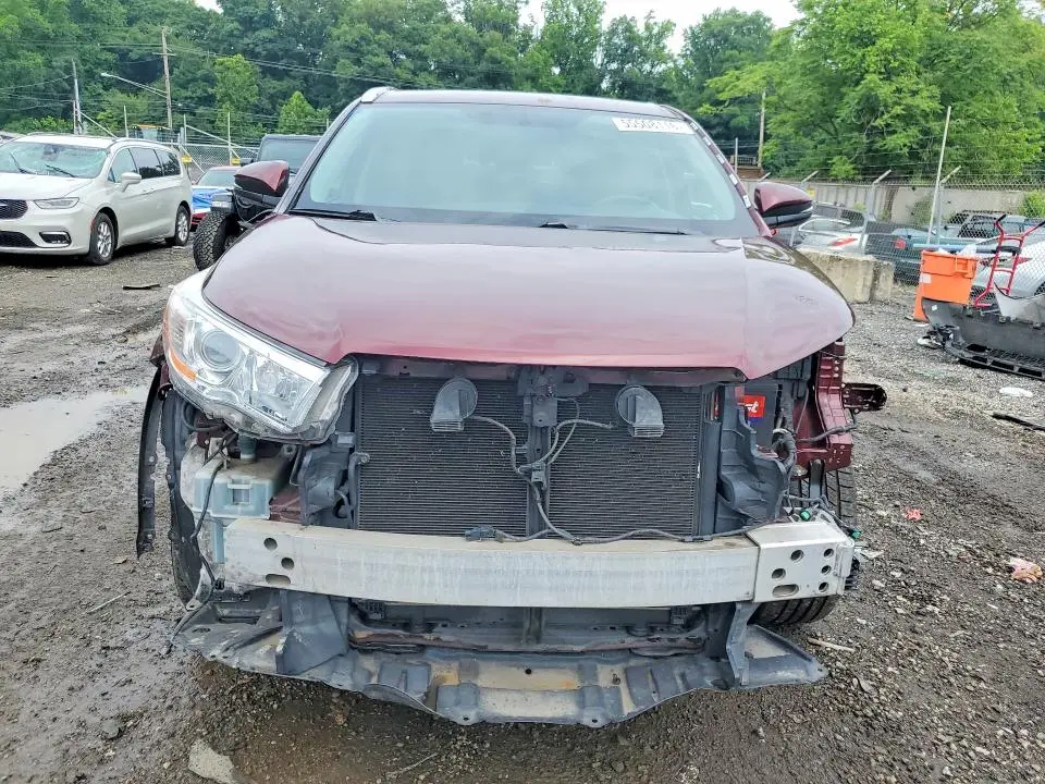 2016 TOYOTA HIGHLANDER XLE  