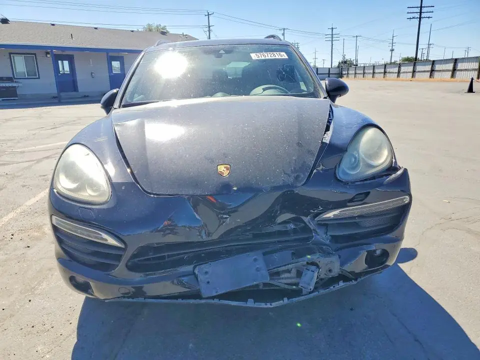 2014 PORSCHE CAYENNE S  