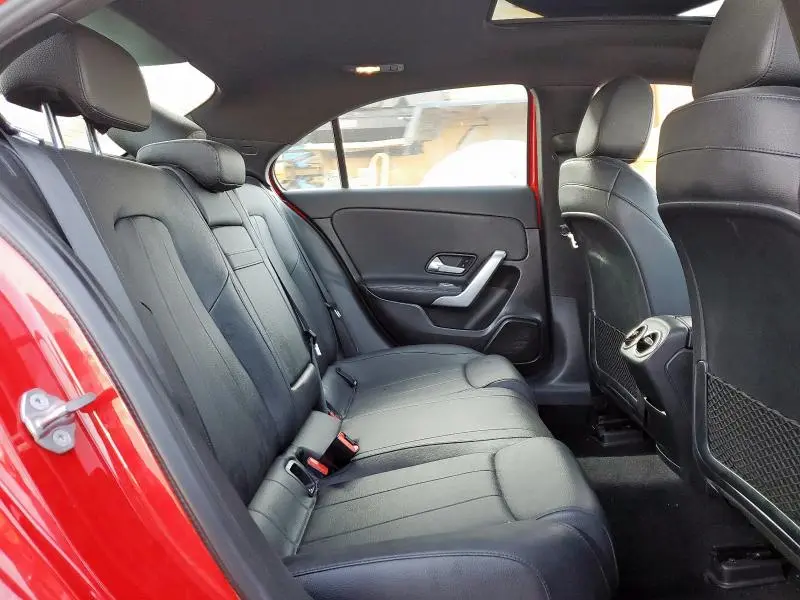 2020 MERCEDES-BENZ A 220  