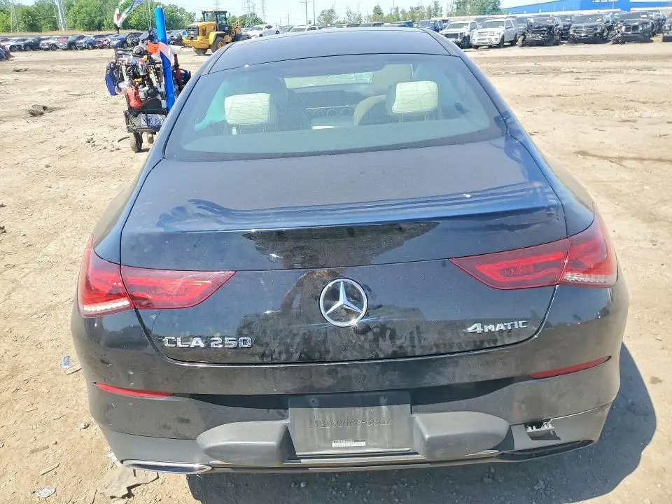 2023 MERCEDES-BENZ CLA 250 4MATIC  