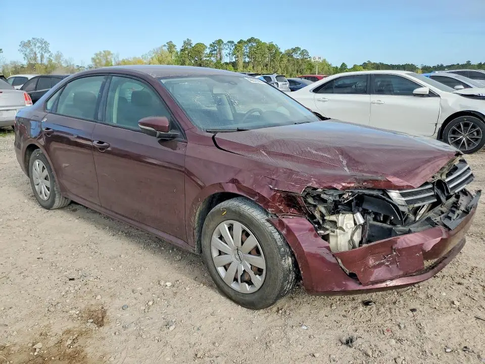 2012 VOLKSWAGEN PASSAT S  