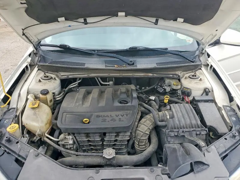2010 CHRYSLER SEBRING LIMITED  