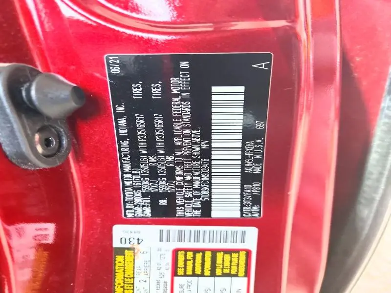 2021 TOYOTA SIENNA LE  