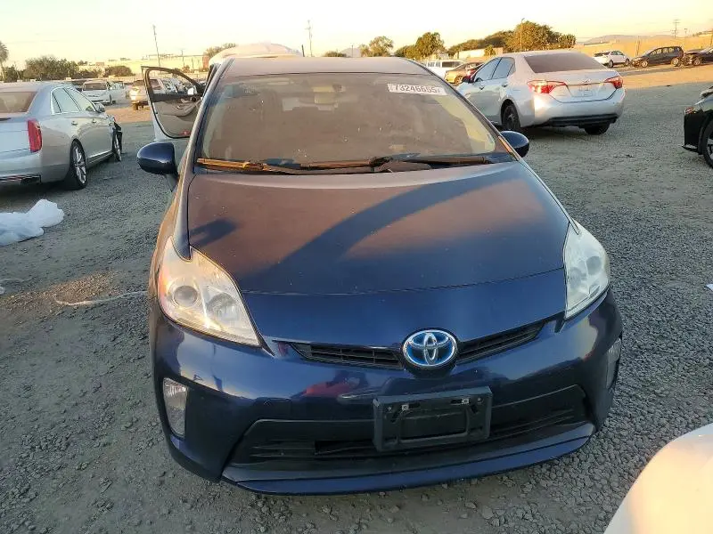 2015 TOYOTA PRIUS   