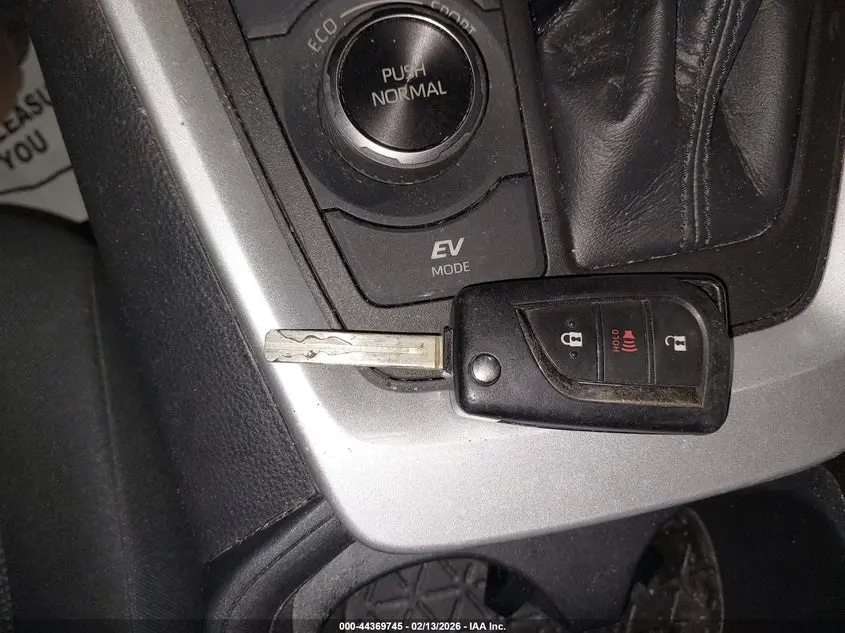 2020 TOYOTA RAV4 HYBRID LE