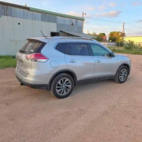 2015 NISSAN ROGUE SL  