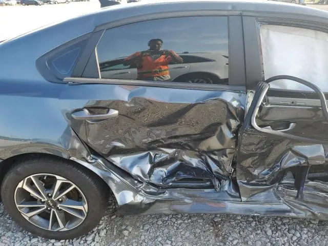 2024 KIA FORTE LX