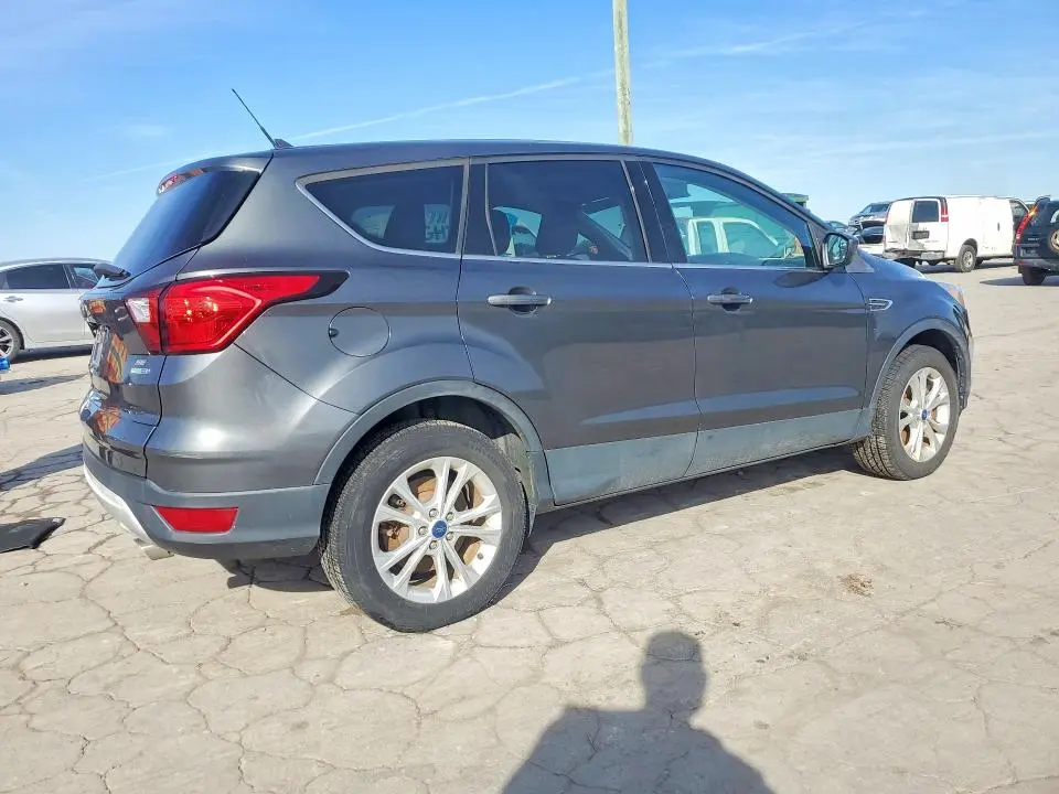 2019 FORD ESCAPE   