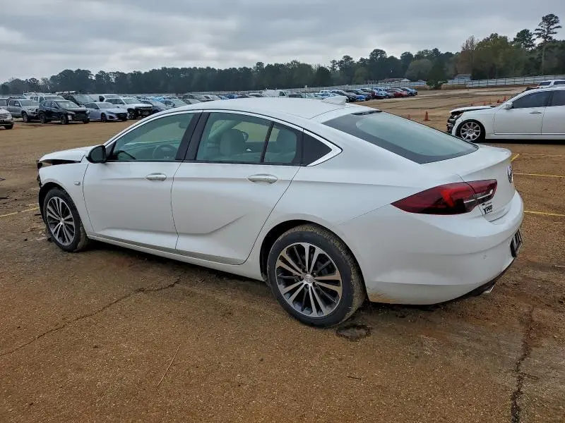 2019 BUICK REGAL ESSENCE  