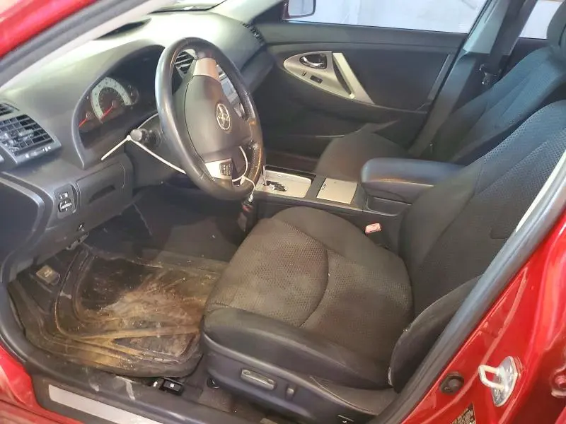 2010 TOYOTA CAMRY SE  