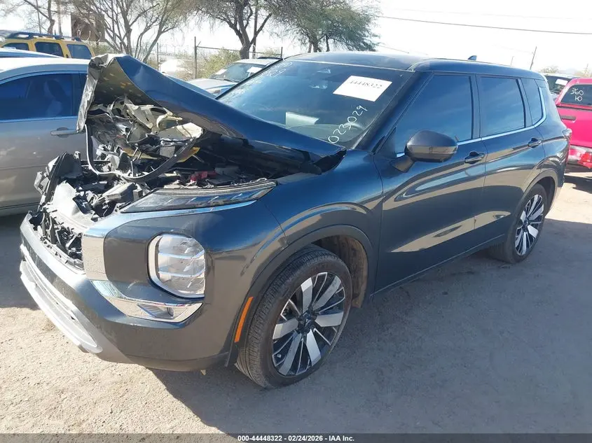 2025 MITSUBISHI OUTLANDER SE 2.5 2WD