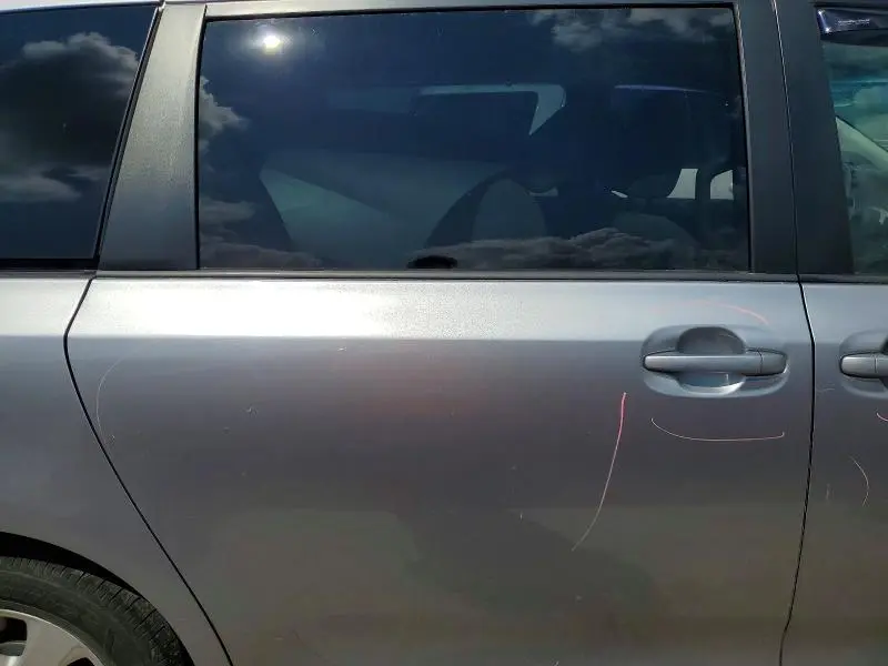 2012 TOYOTA SIENNA LE  