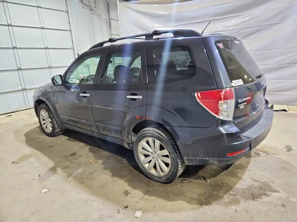 2013 SUBARU FORESTER 2.5X PREMIUM  