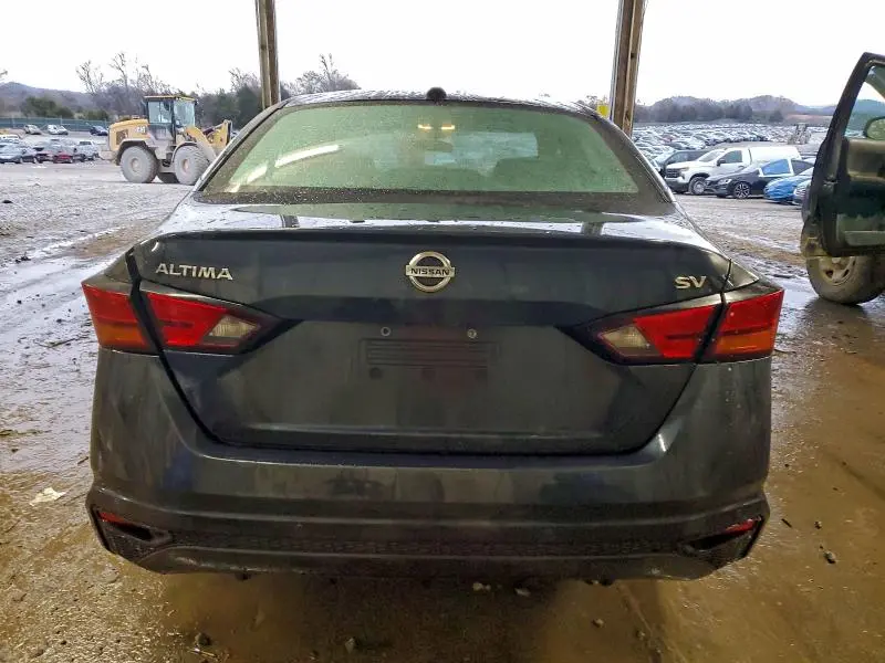 2022 NISSAN ALTIMA SV  