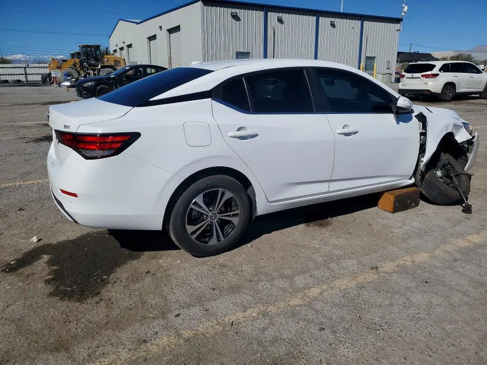 2023 NISSAN SENTRA SV  
