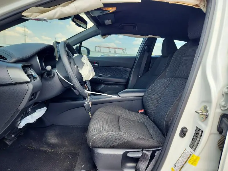 2019 TOYOTA C-HR   