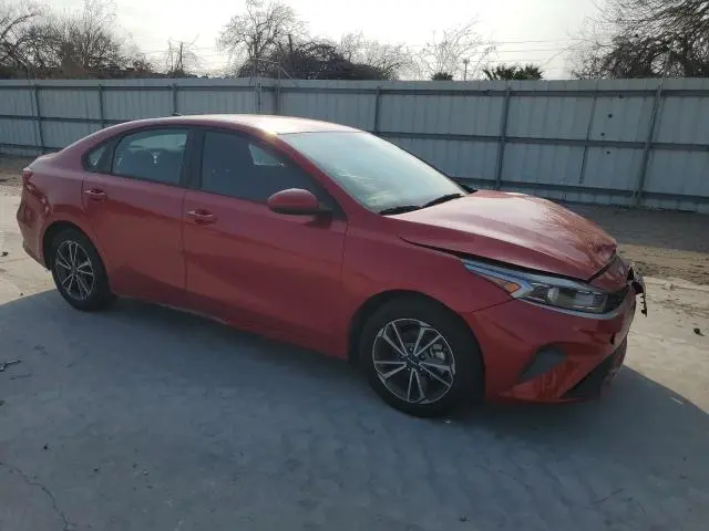 2022 KIA FORTE FE  