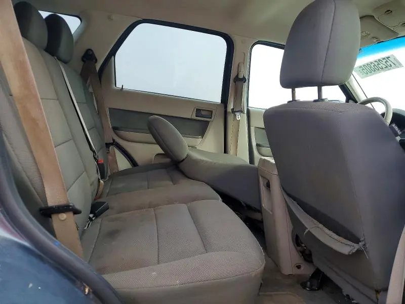 2010 FORD ESCAPE XLT  