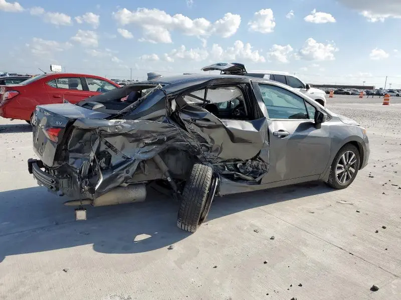 2020 NISSAN VERSA SV  