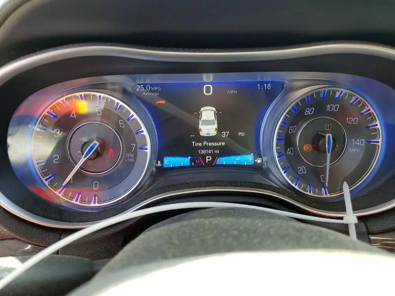 2016 CHRYSLER 300 LIMITED  