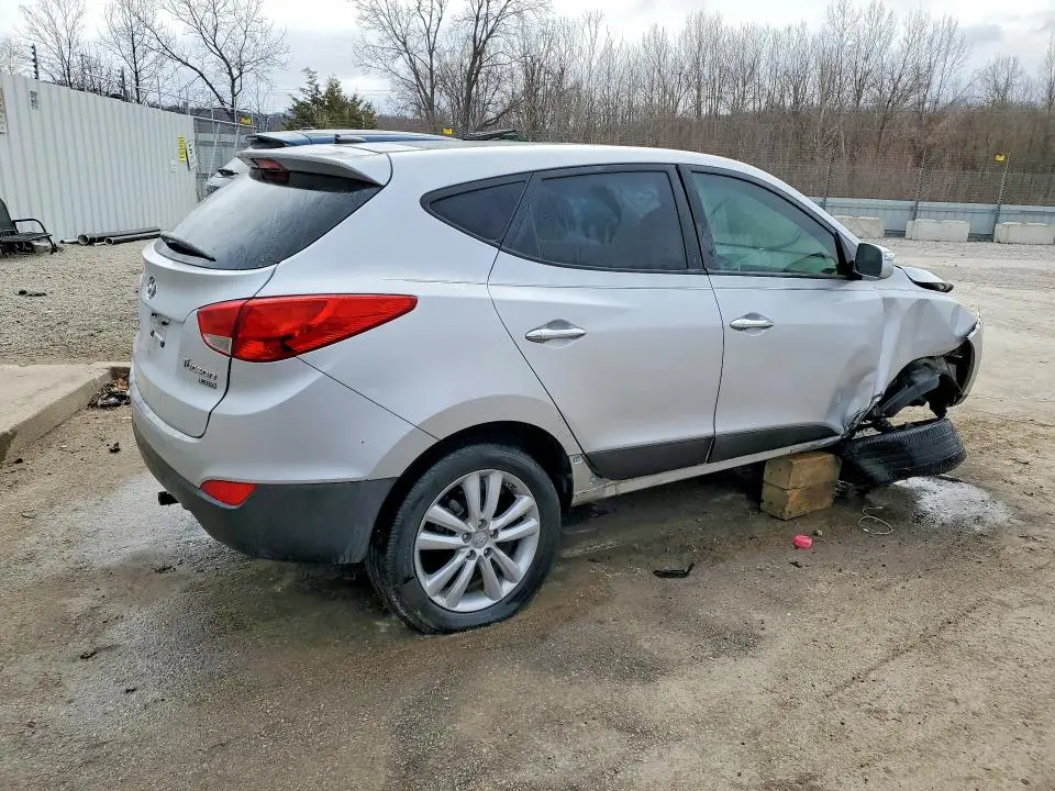 2011 HYUNDAI TUCSON LIMITED  