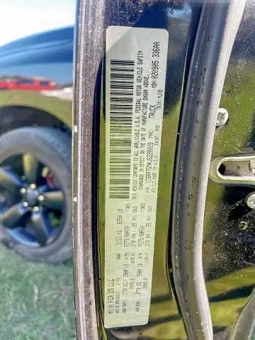 2018 RAM 1500 SLT