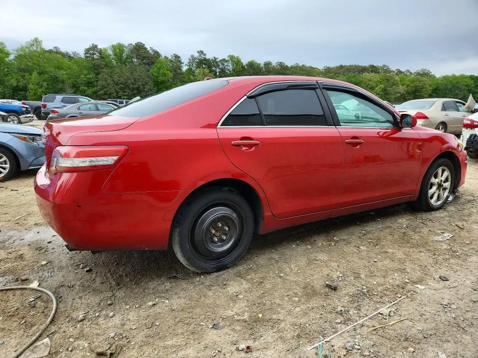 2011 TOYOTA CAMRY LE  