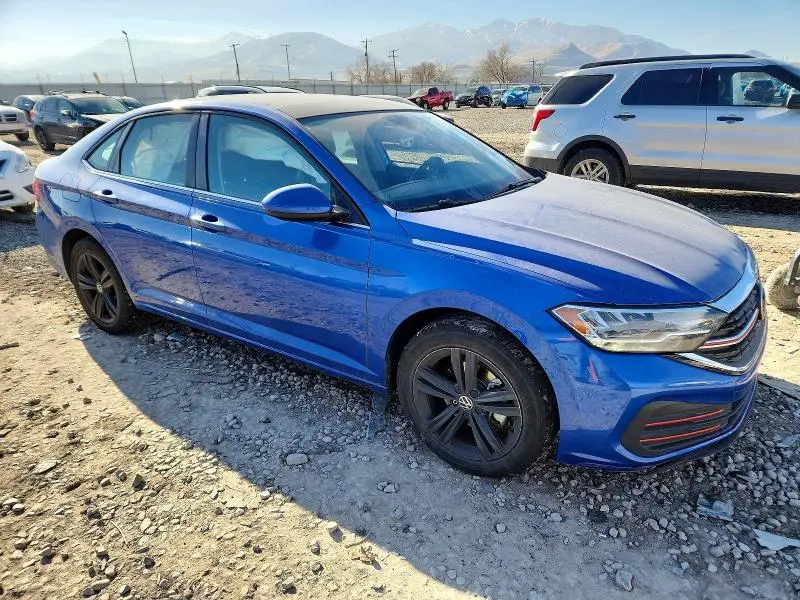 2024 VOLKSWAGEN JETTA SE  