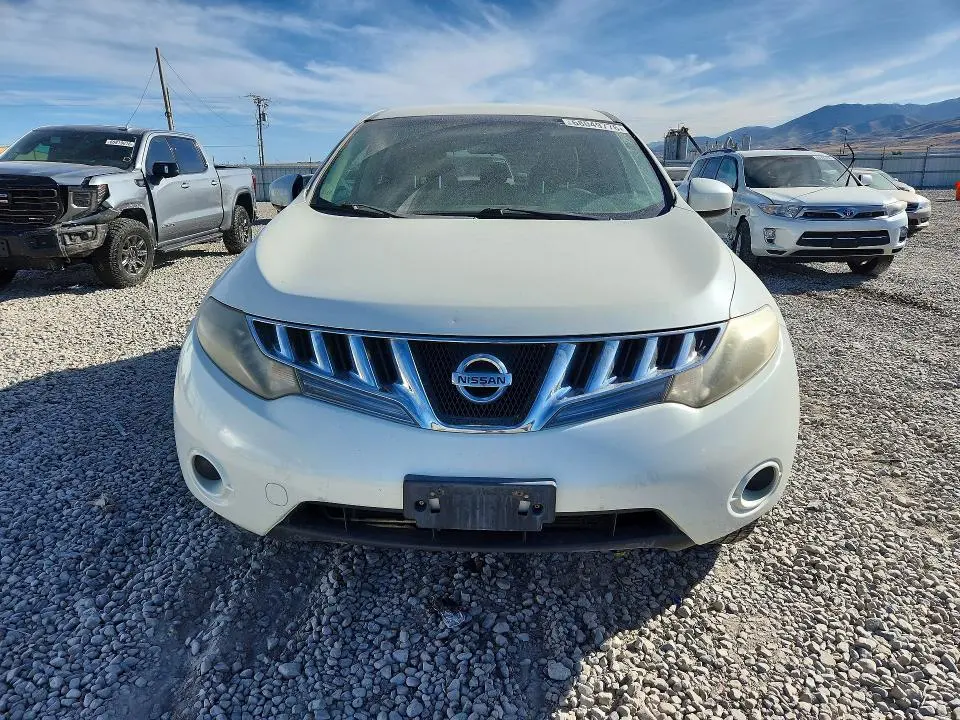 2010 NISSAN MURANO S  