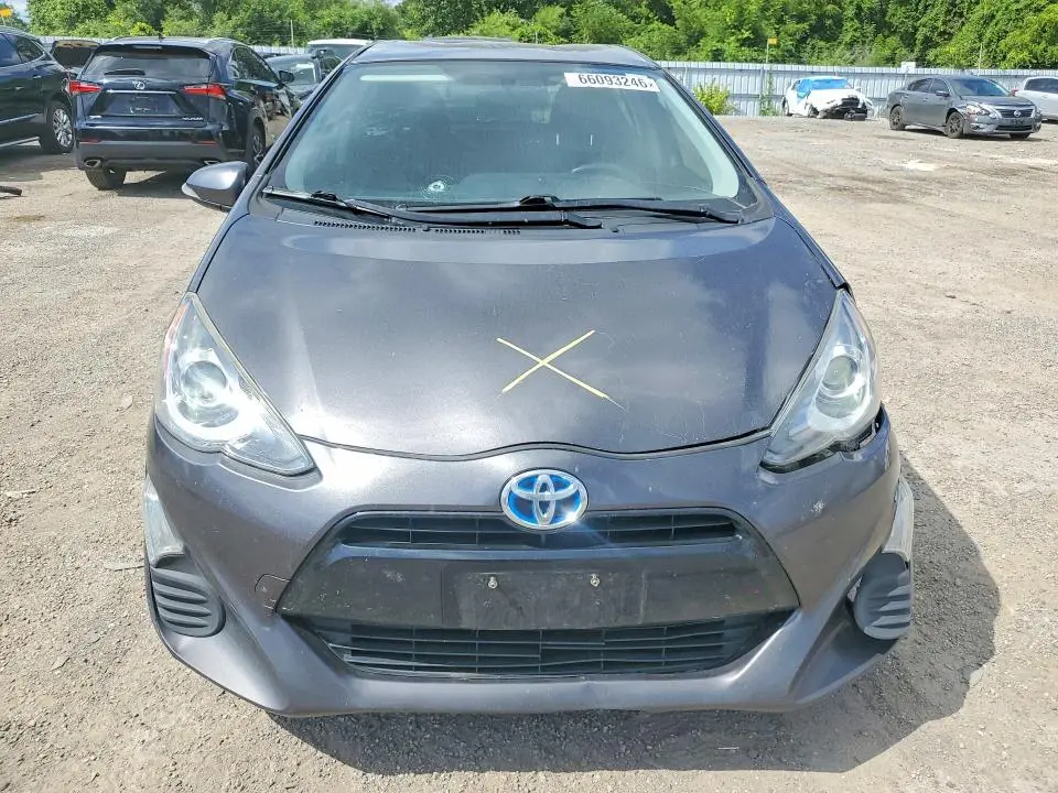 2016 TOYOTA PRIUS C ONE  