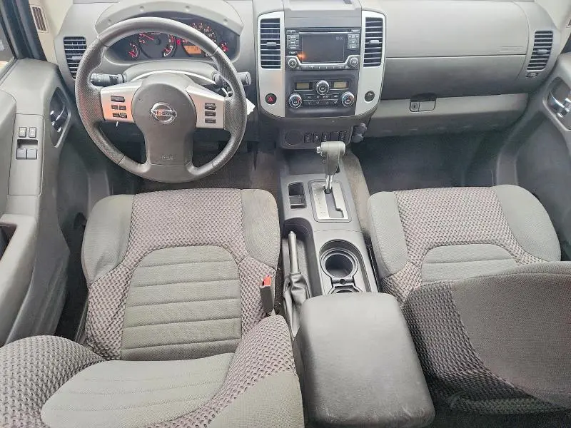 2015 NISSAN FRONTIER SV V6  
