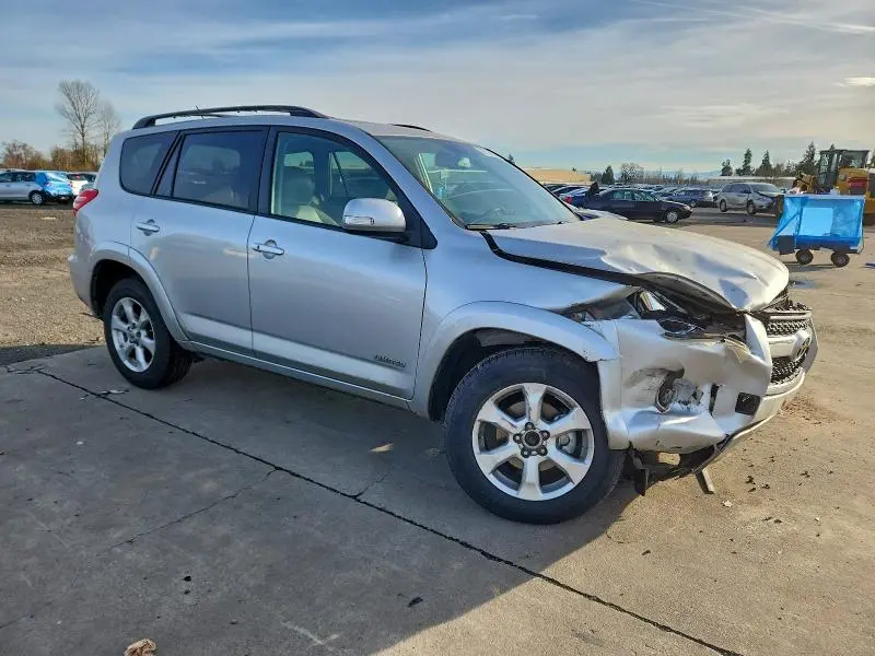 2010 TOYOTA RAV4 LIMITED  
