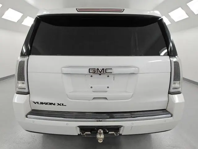 2016 GMC YUKON XL DENALI  