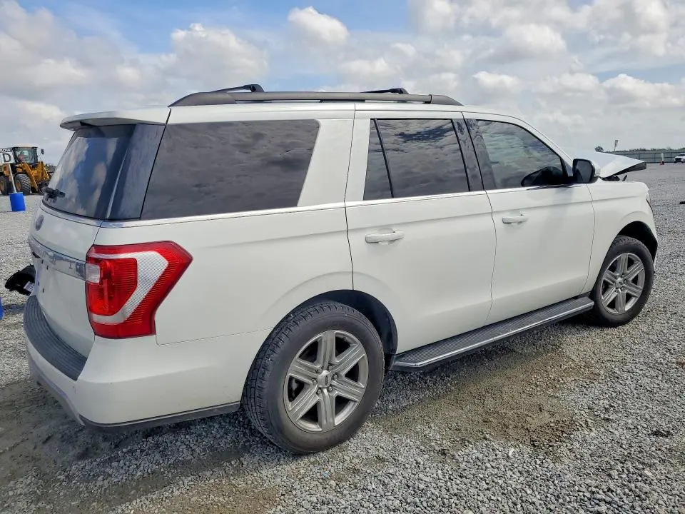 2021 FORD EXPEDITION XLT  