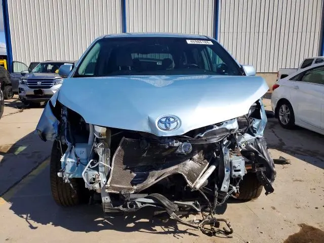 2017 TOYOTA SIENNA LE MOBILITY 7-PASSENGER  