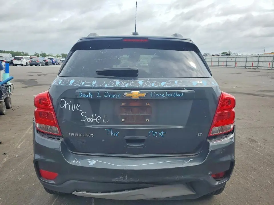 2017 CHEVROLET TRAX 1LT  