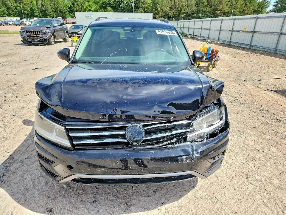 2018 VOLKSWAGEN TIGUAN SE  