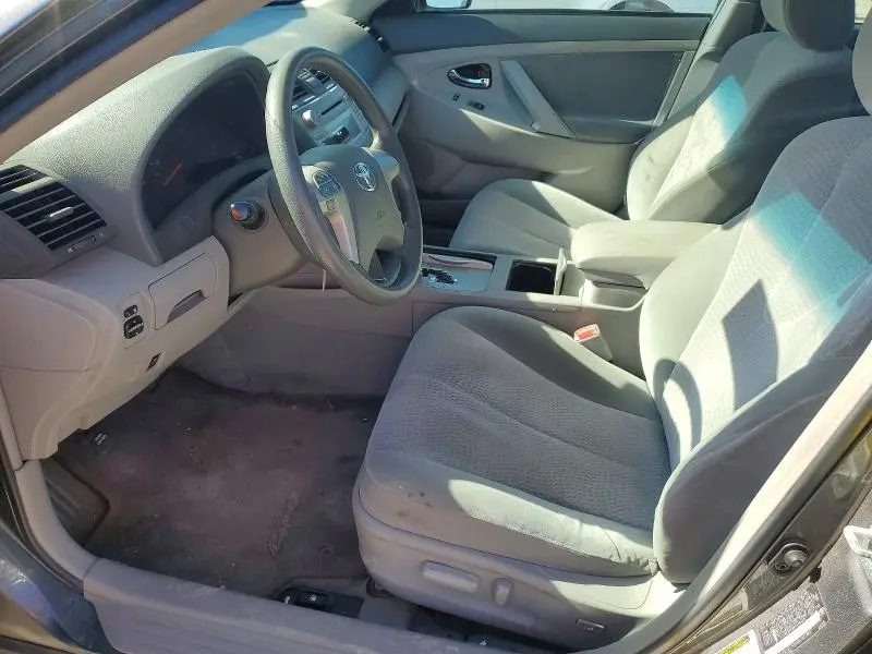 2011 TOYOTA CAMRY LE  