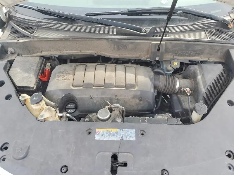 2016 CHEVROLET TRAVERSE LS  