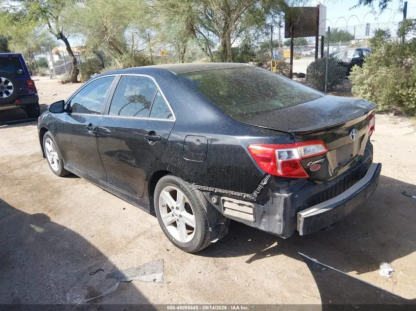 2012 TOYOTA CAMRY SE