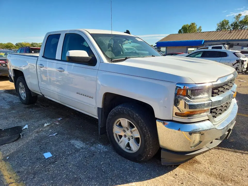 2017 CHEVROLET SILVERADO K1500 LT  