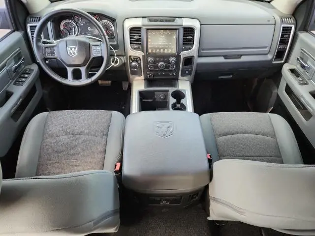 2015 RAM 1500 SLT